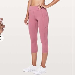 Lululemon Speed Up Crop *21" in Moss Rose
